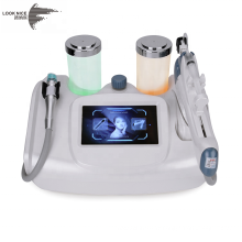 Vente chaude 2 en 1 RF à aiguille Hydra Water Water Mesotherapy Gun Beauty Dermabrasion Équipement